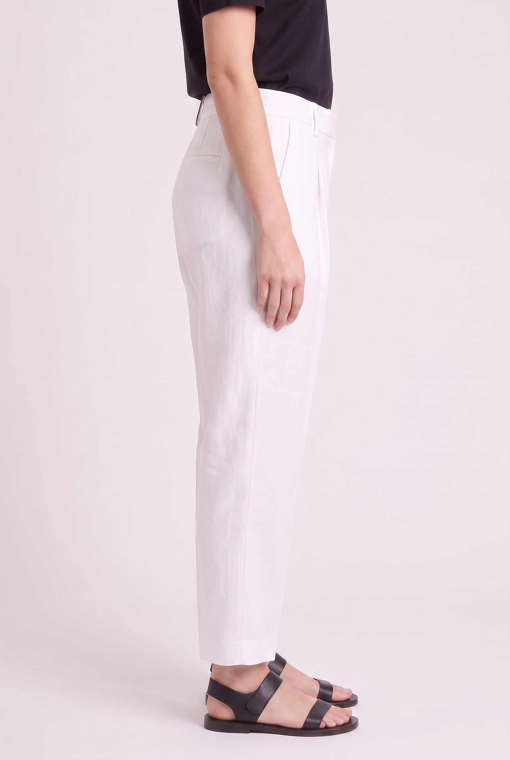 BRUNELLO CUCINELLI WOMEN'S WHITE LINEN BLEND TROUSERS