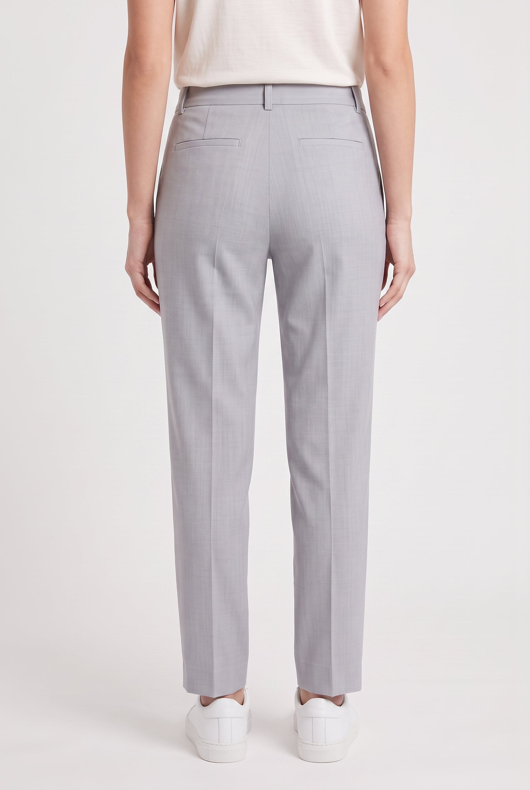 BRUNELLO CUCINELLI WOMEN'S LIGHT GREY LINEN BLEND TROUSERS