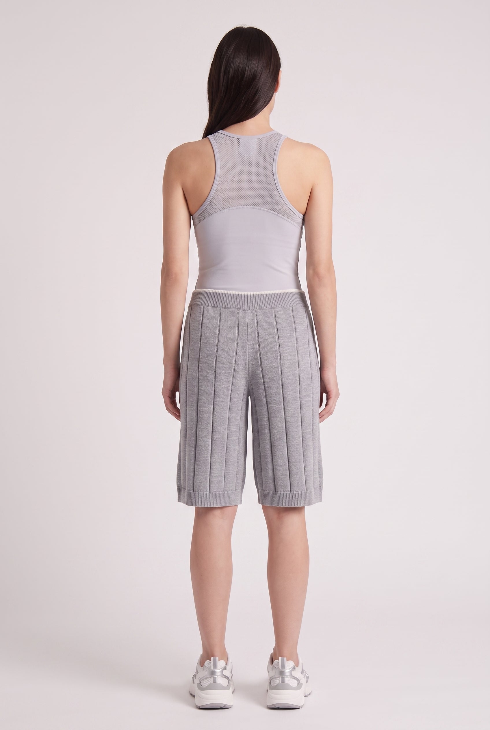 BRUNELLO CUCINELLI WOMEN'S LIGHT GREY RIBBED COTTON SHORTS