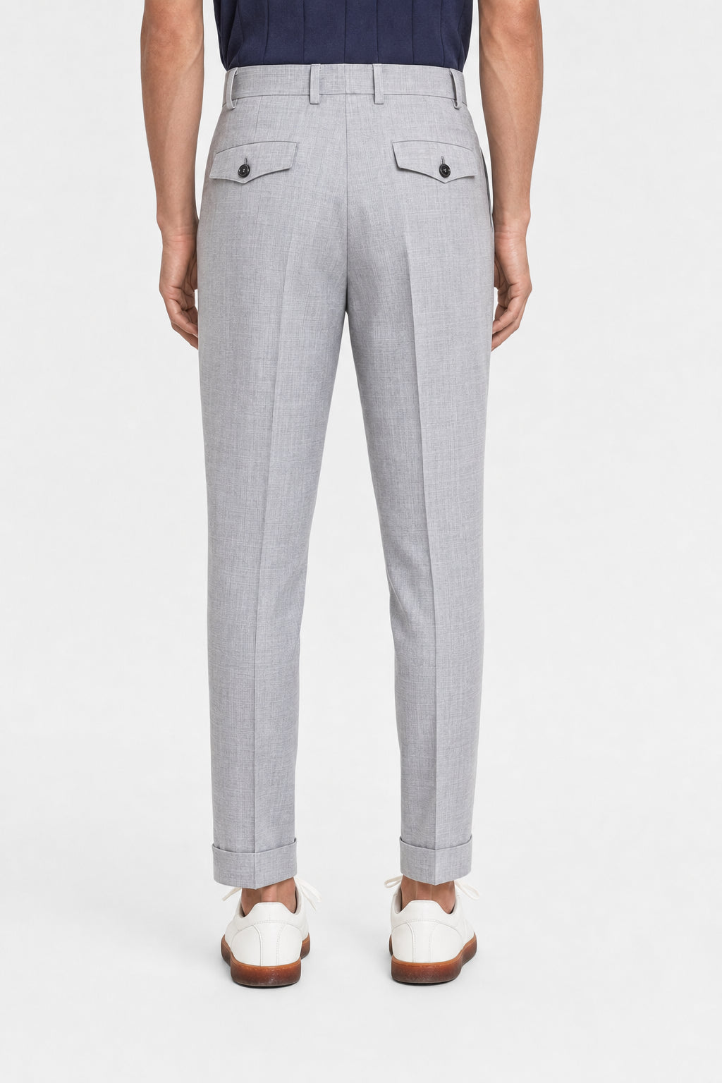BRUNELLO CUCINELLI MEN'S LIGHT GREY PLEATED TROUSERS