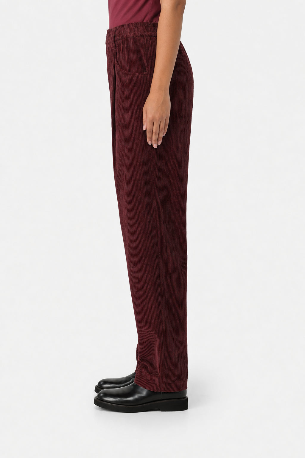 BRUNELLO CUCINELLI WOMEN'S BURGUNDY CORDUROY TROUSERS