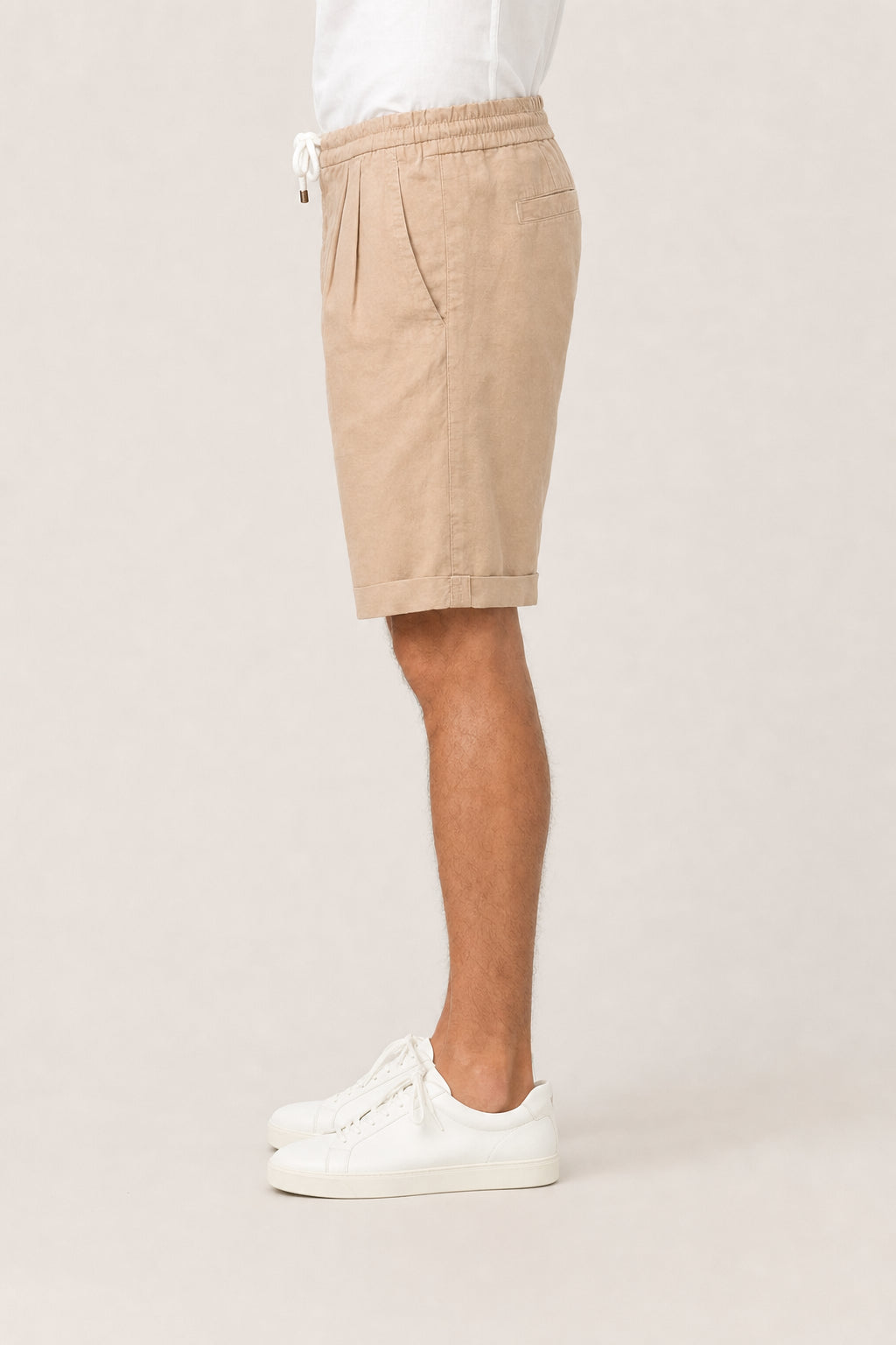 BRUNELLO CUCINELLI MEN'S NAVY LINEN BLEND SHORTS