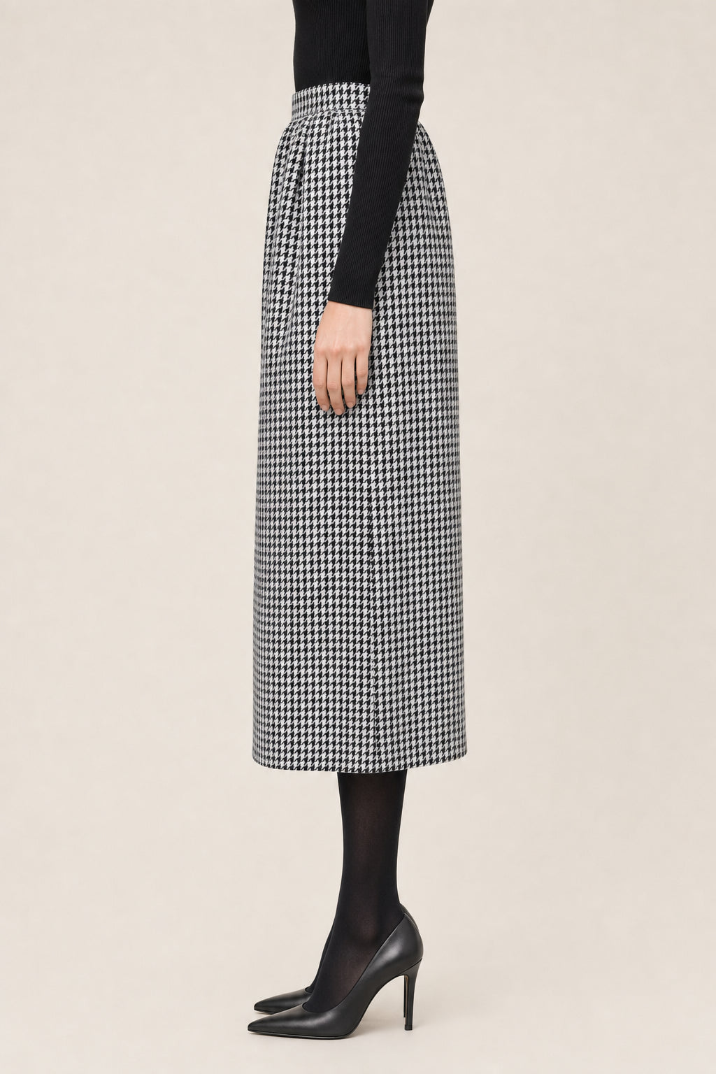DIOR WOMEN'S BLACK WHITE CHECKED SKIRT