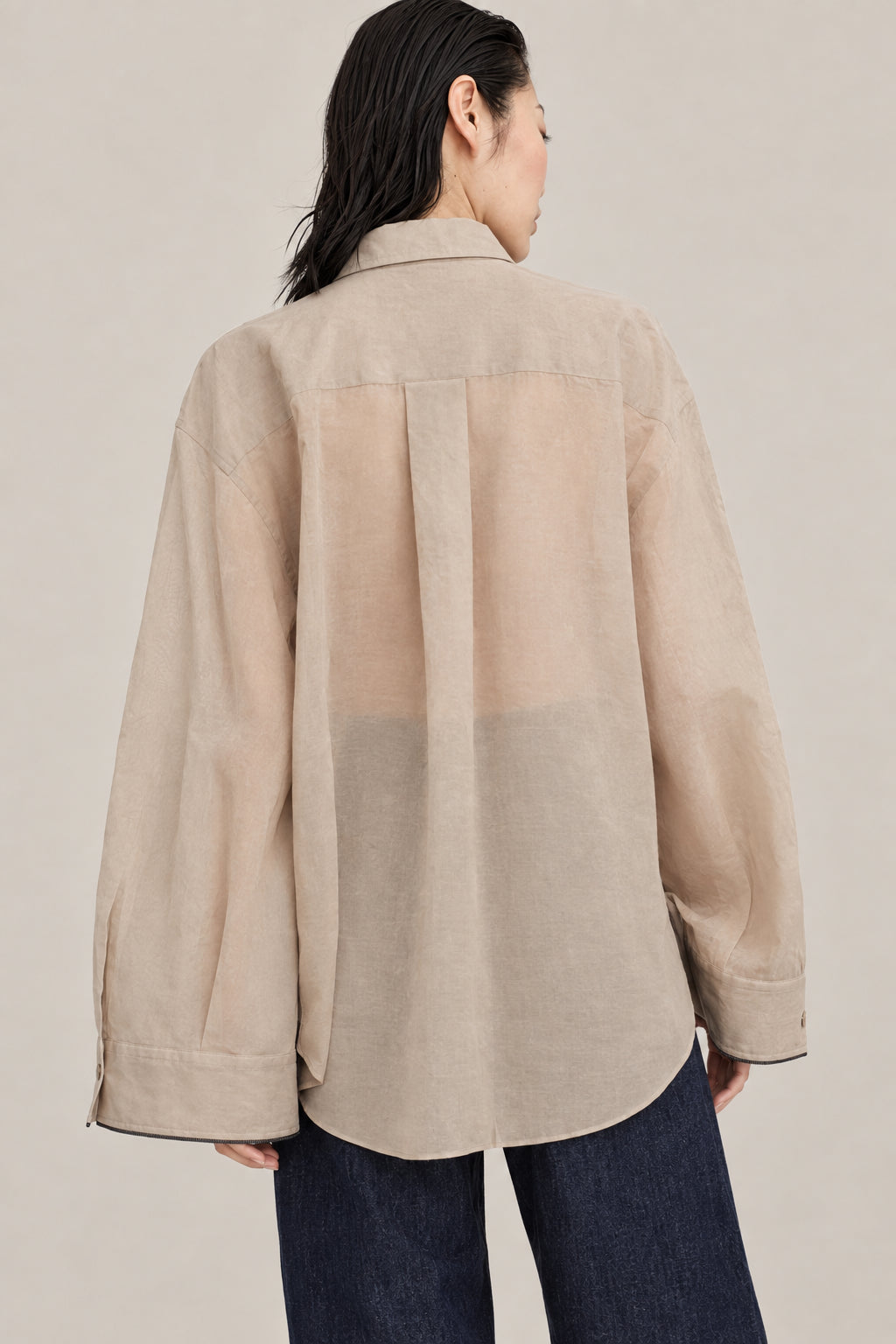 BRUNELLO CUCINELLI WOMEN'S LIGHT BEIGE OVERSIZED SHIRT