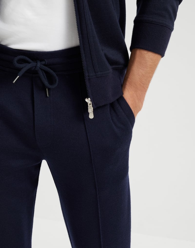 BRUNELLO CUCINELLI MEN'S NAVY WOOL SILK BLEND GYM TROUSERS