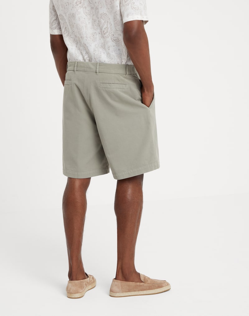 BRUNELLO CUCINELLI MEN'S SAGE COTTON TAILORED SHORTS