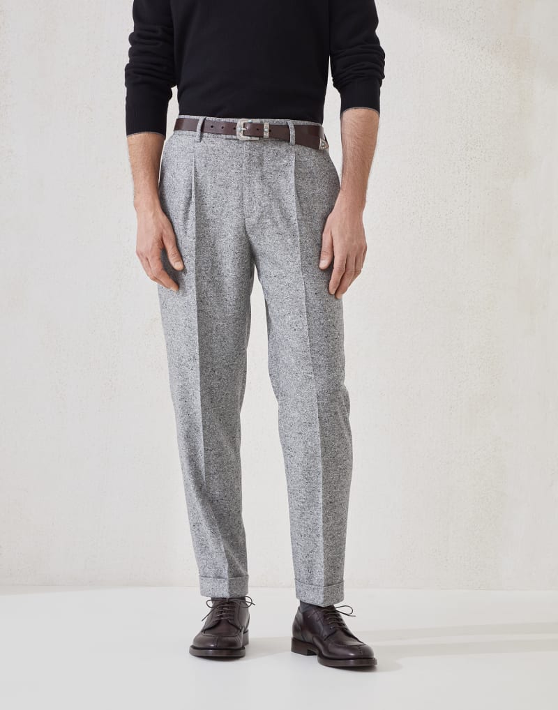 BRUNELLO CUCINELLI MEN'S MEDIUM GREY WOOL PLEATED TROUSERS