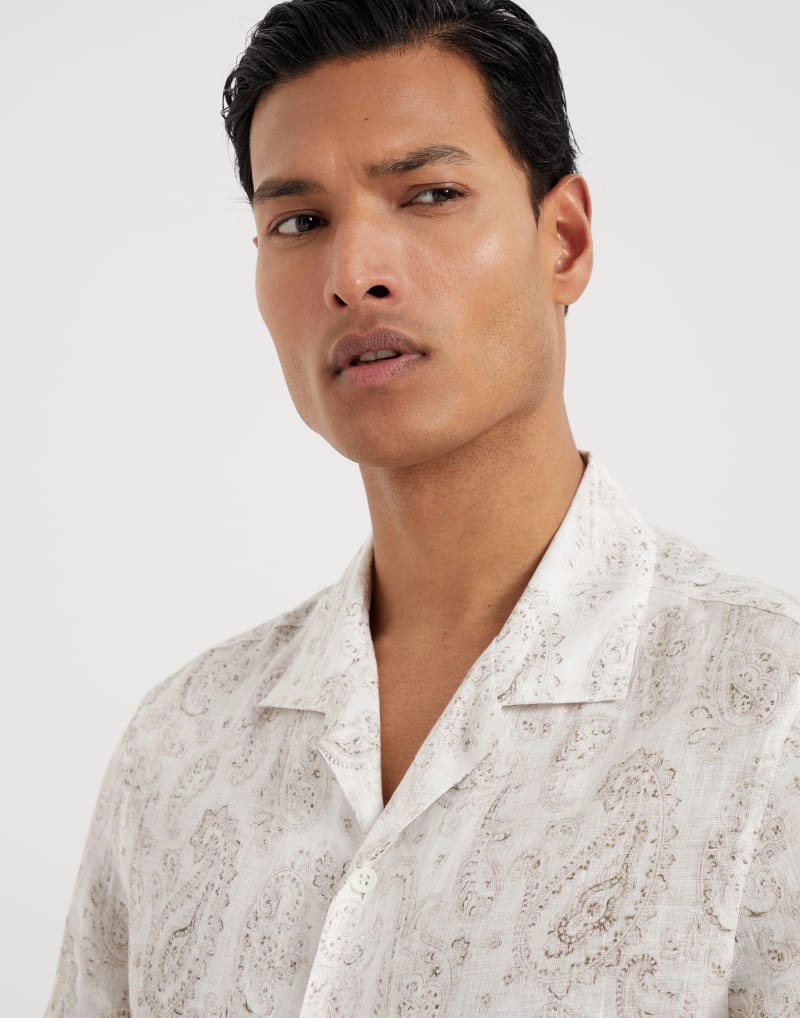 BRUNELLO CUCINELLI MEN'S BROWN SAGE LINEN SHORT SLEEVE SHIRT