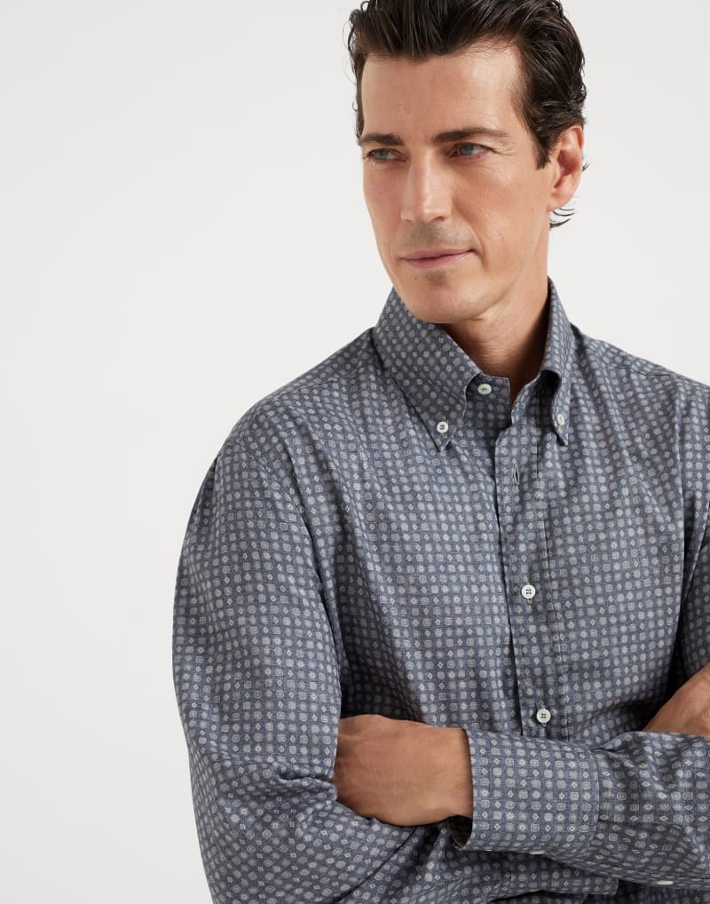 BRUNELLO CUCINELLI MEN'S DENIM PATTERNED COTTON BUTTON DOWN SHIRT