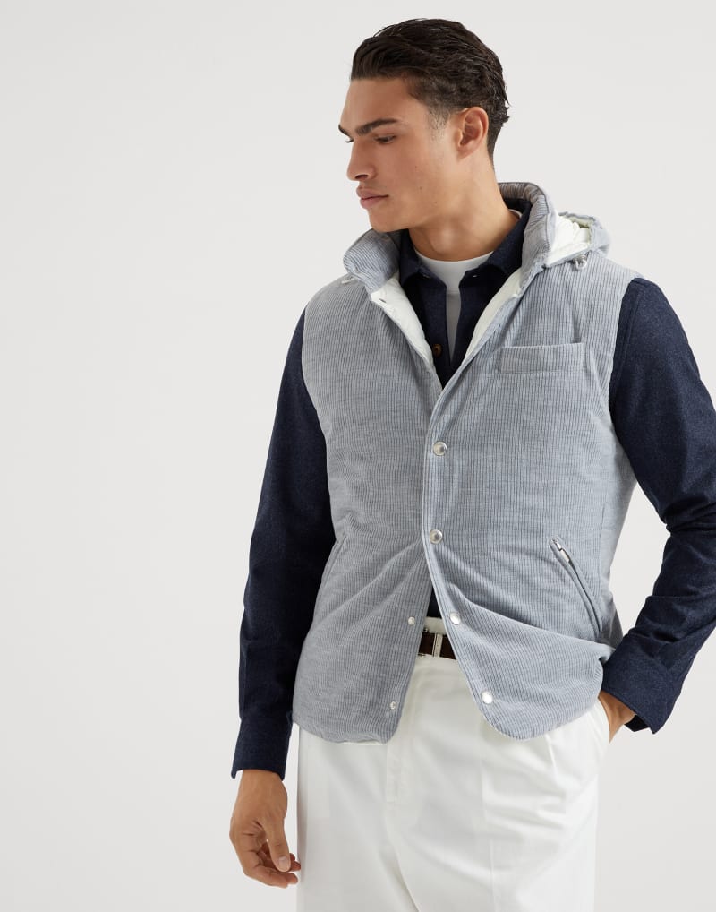 BRUNELLO CUCINELLI MEN'S LIGHT GREY CORDUROY VEST