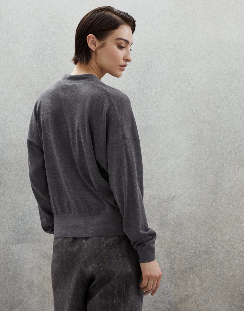 BRUNELLO CUCINELLI WOMEN'S LEAD WOOL SILK V NECK BUTTON SWEATER