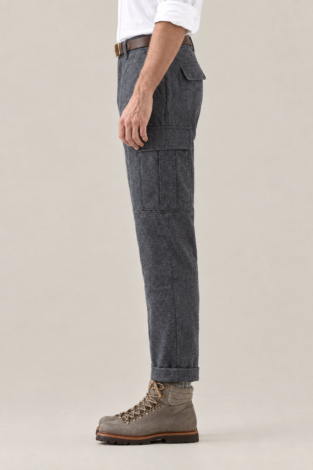 BRUNELLO CUCINELLI MEN'S DARK GREY WOOL CARGO PANTS