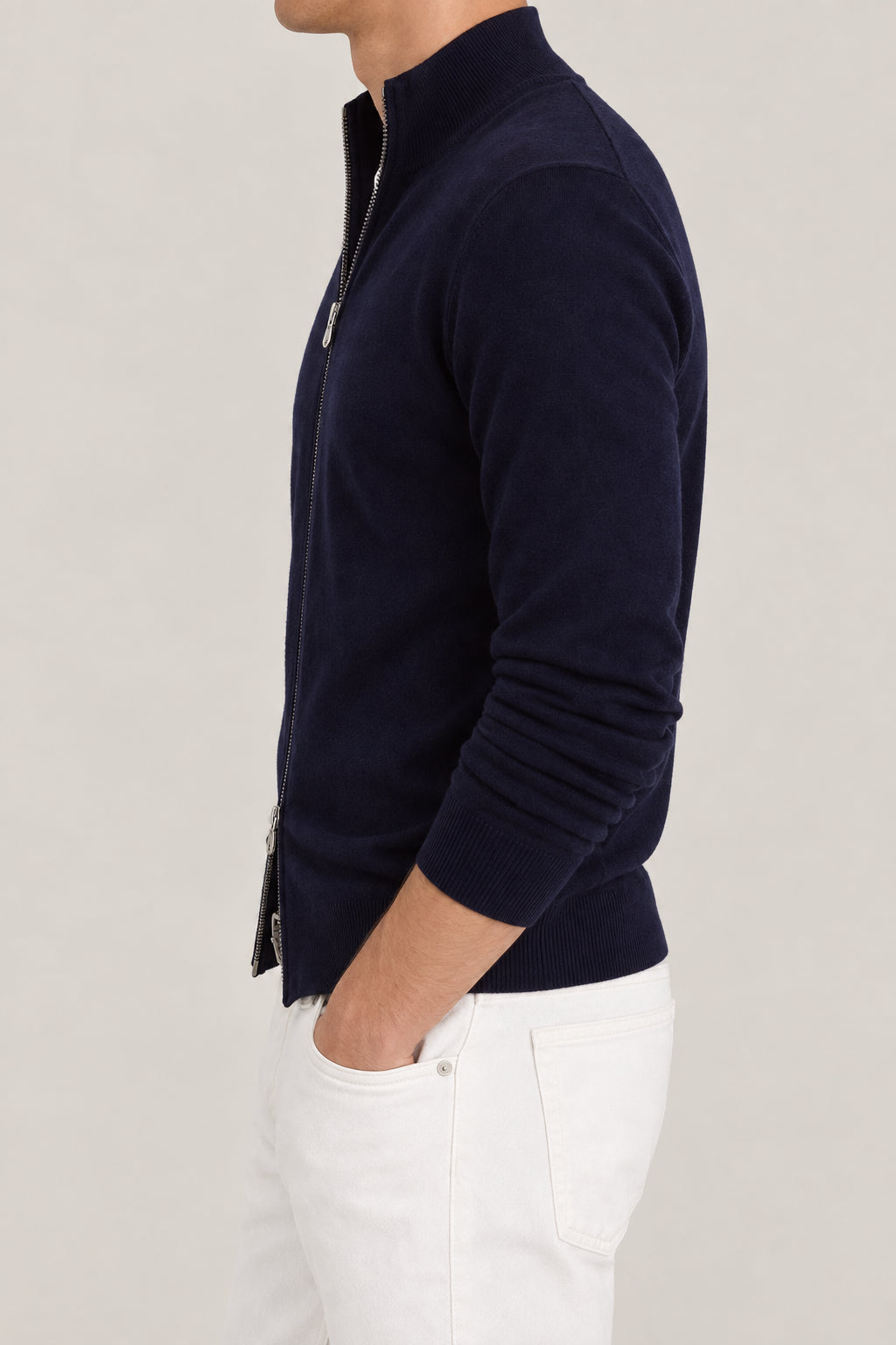 BRUNELLO CUCINELLI MEN'S NAVY WOOL ZIP FRONT SWEATER