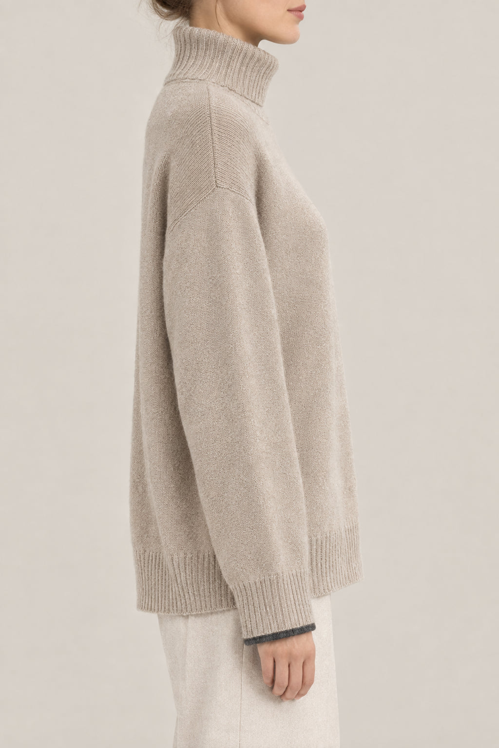 BRUNELLO CUCINELLI WOMEN'S BEIGE WOOL OVERSIZED SWEATER