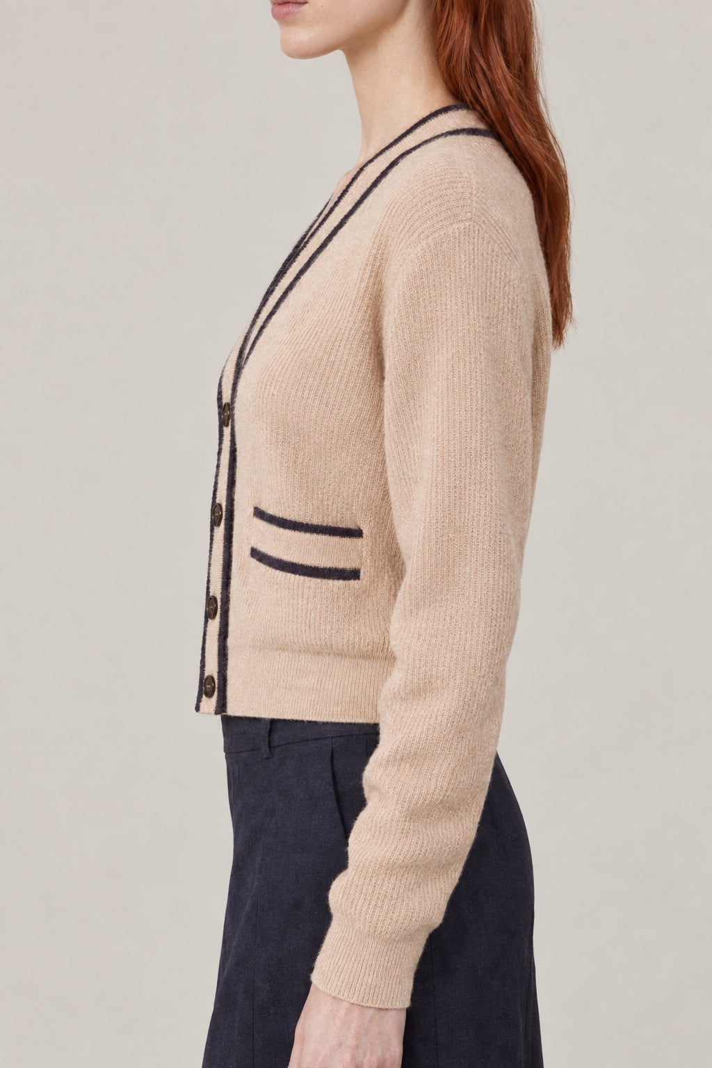 BRUNELLO CUCINELLI WOMEN'S LIGHT BEIGE WOOL BLEND BUTTON FRONT SWEATER