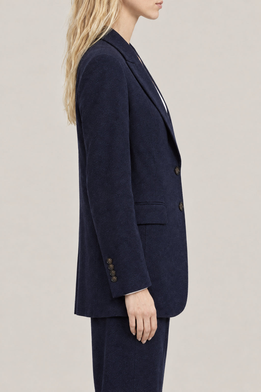 BRUNELLO CUCINELLI WOMEN'S NAVY WOOL TAILORED BLAZER