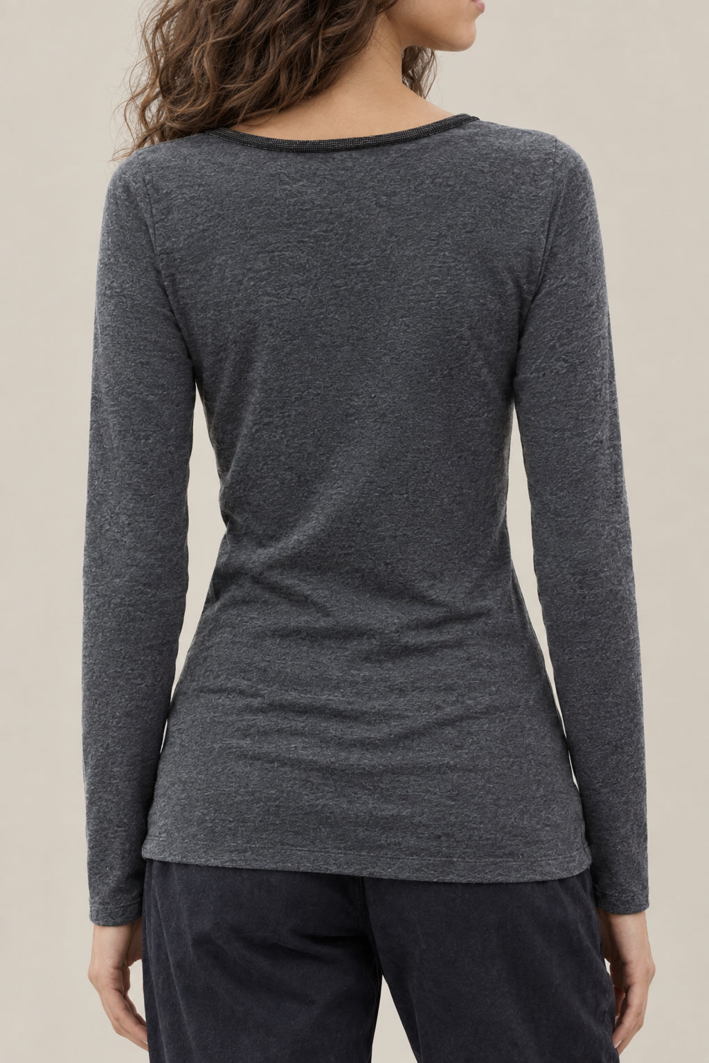 BRUNELLO CUCINELLI WOMEN'S DARK GREY COTTON STRETCH SCOOP NECK SHIRT