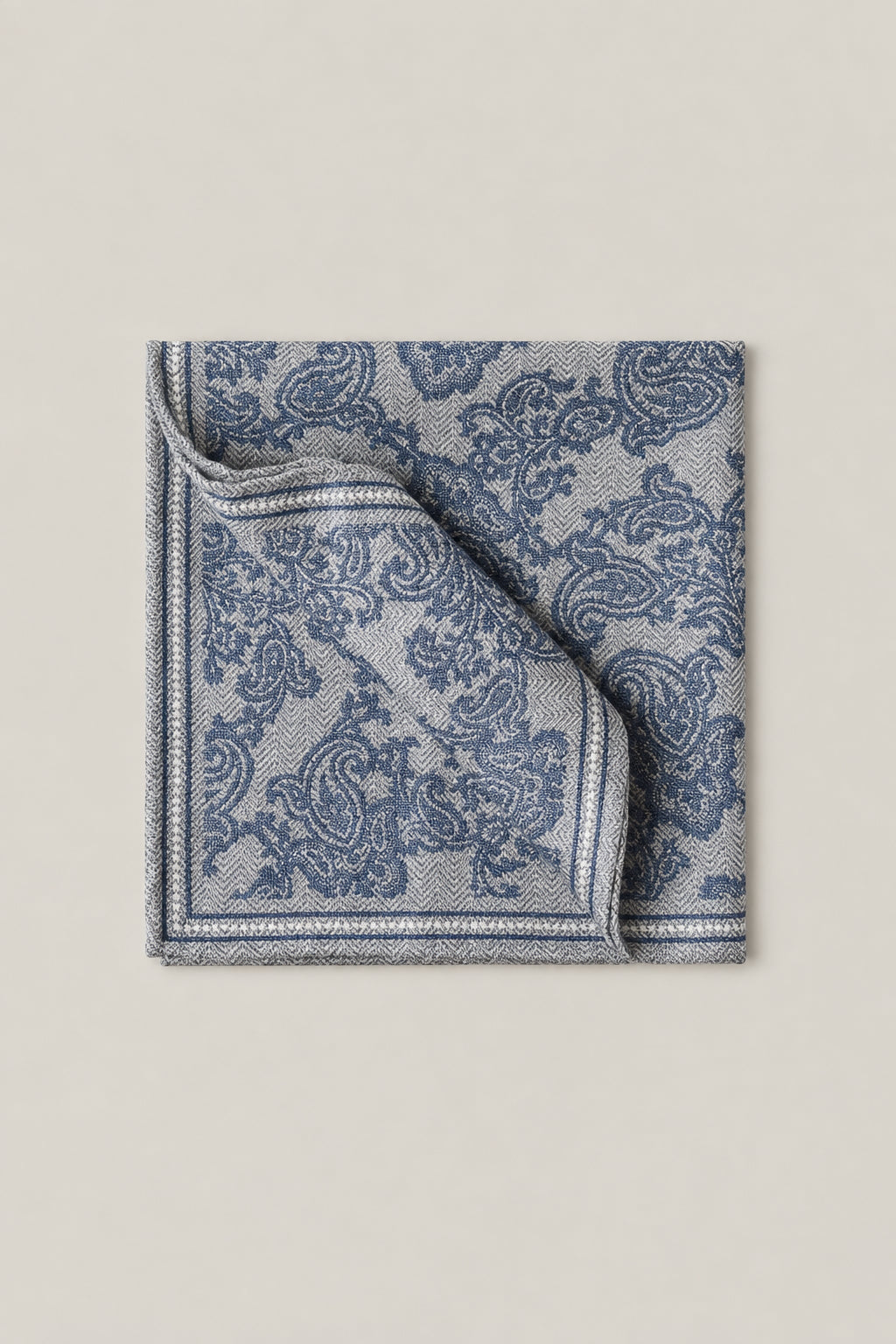 BRUNELLO CUCINELLI MEN'S FOG SILK PAISLEY POCKET SQUARE