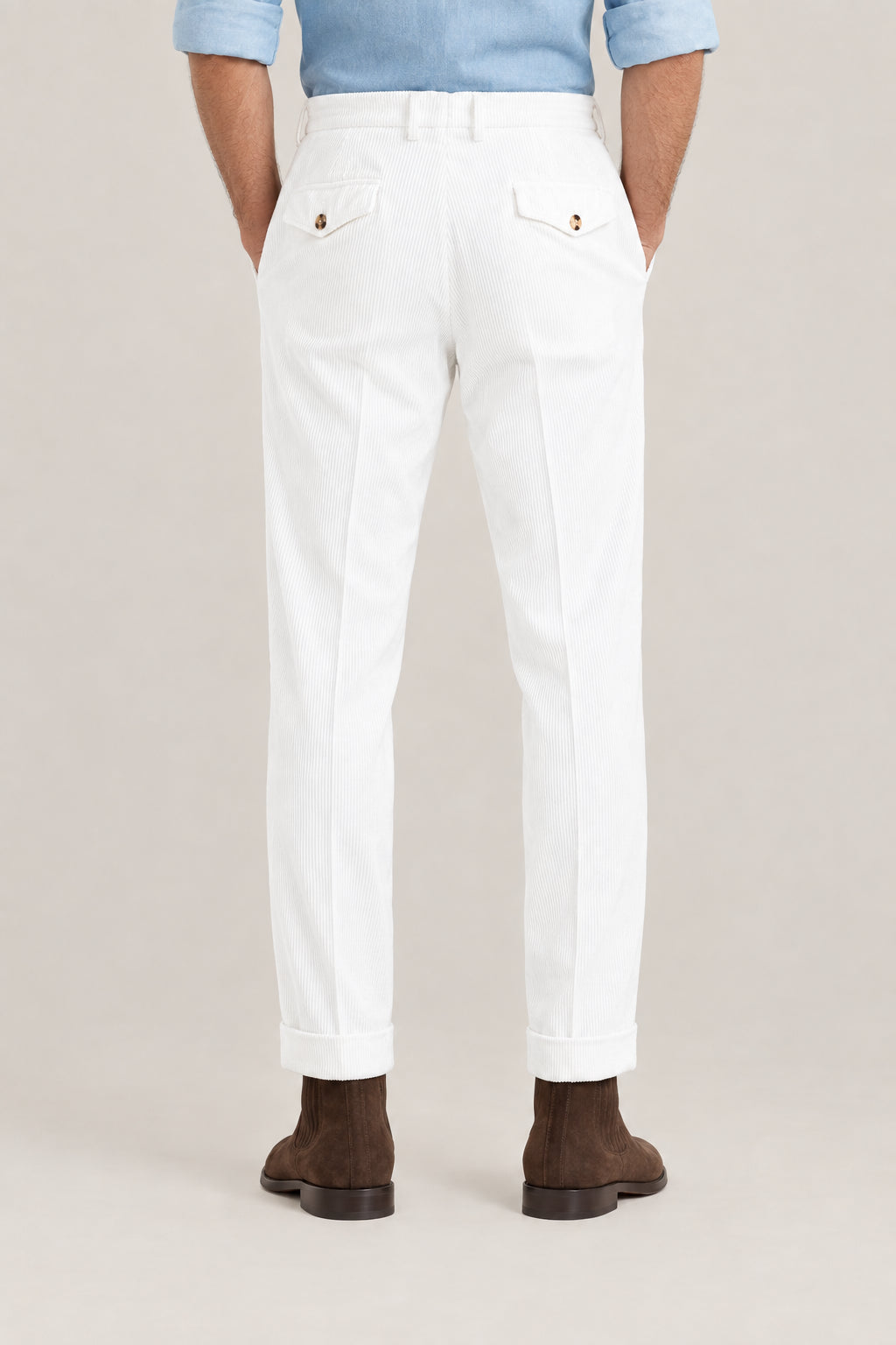 BRUNELLO CUCINELLI MEN'S WHITE PLEATED COTTON TROUSERS