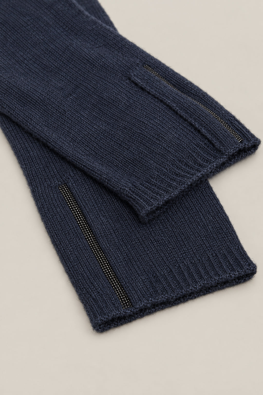 BRUNELLO CUCINELLI WOMEN'S NIGHT WOOL KNIT GLOVES