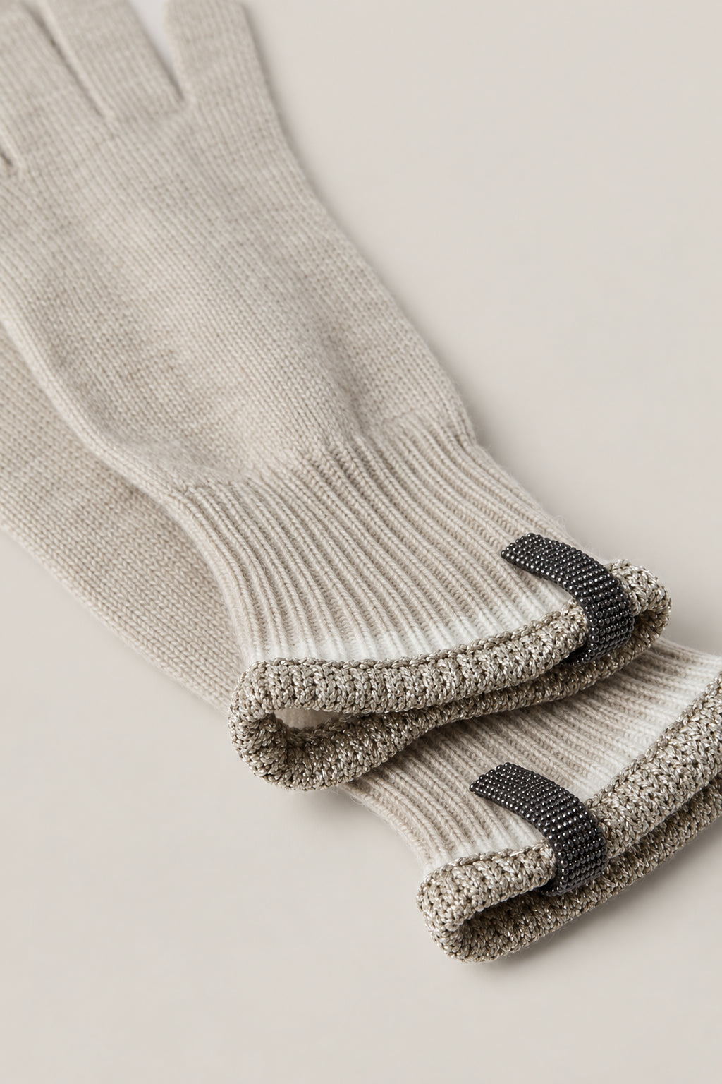 BRUNELLO CUCINELLI WOMEN'S FEATHER WOOL KNIT GLOVES