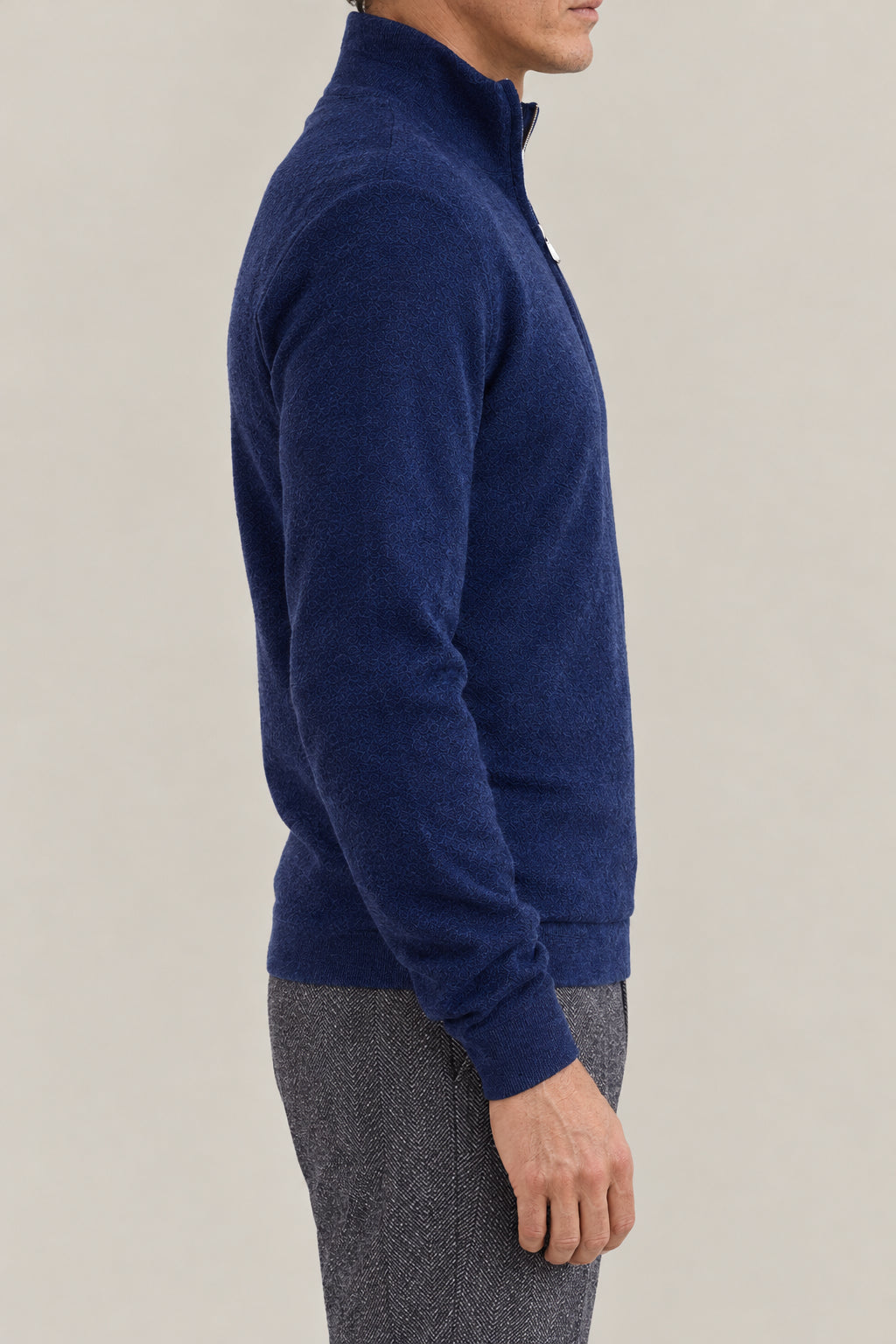 BRUNELLO CUCINELLI MEN'S SAPPHIRE WOOL SILK LINEN HALF ZIP SWEATER