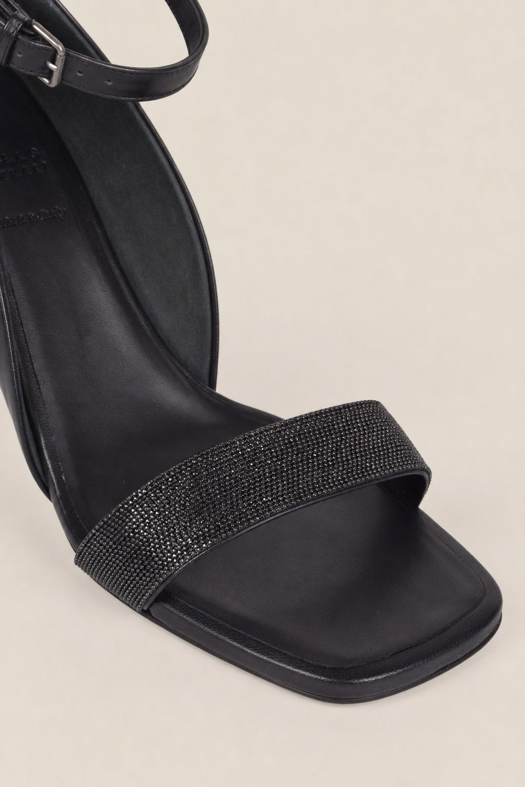 BRUNELLO CUCINELLI WOMEN'S BLACK LEATHER ANKLE STRAP SANDAL