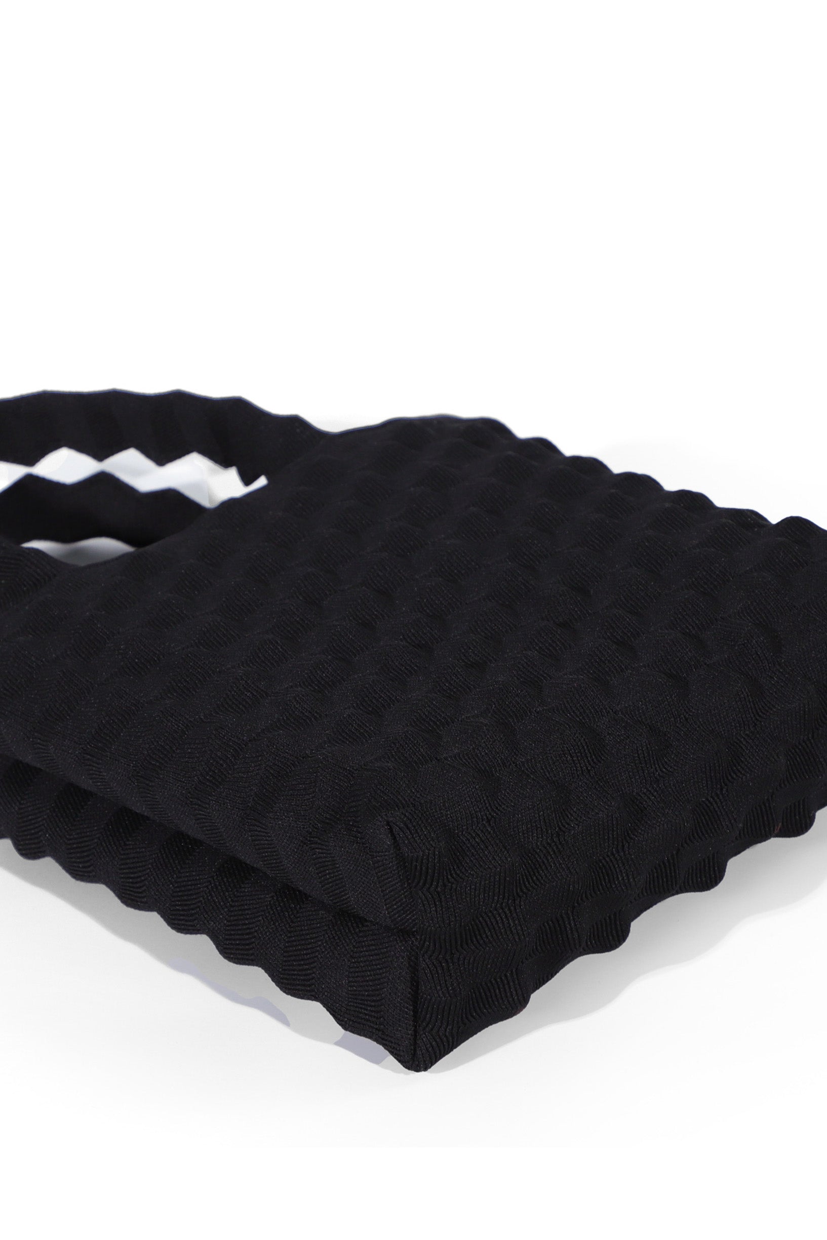 Max Simple Pineapple Knit Bag-Black