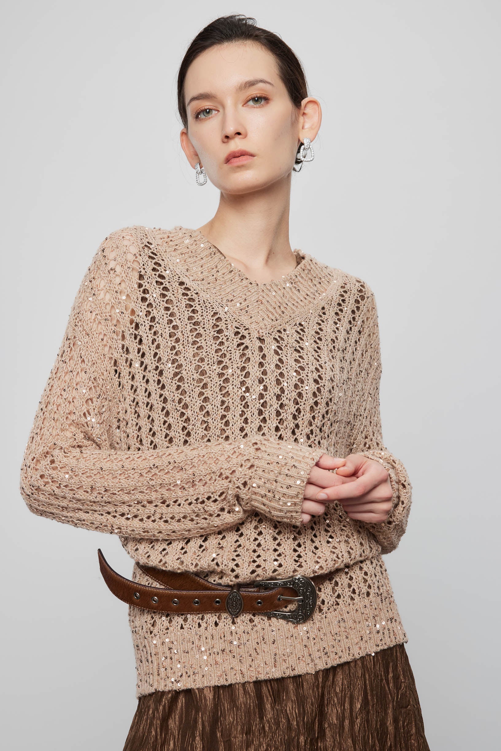 Max Simple Hand-Beaded Cashmere Pullover_Gold