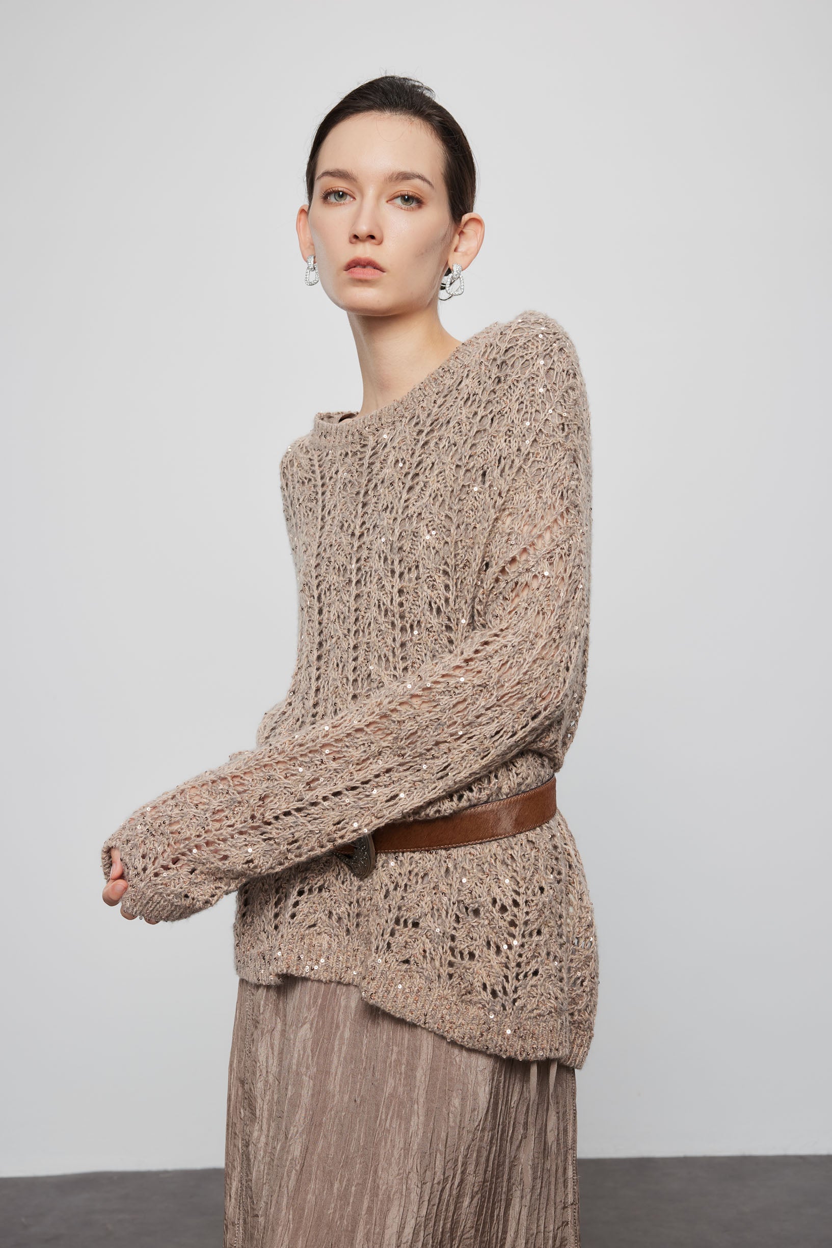 Max Simple Hand-Beaded Cashmere Pullover_Oatmeal