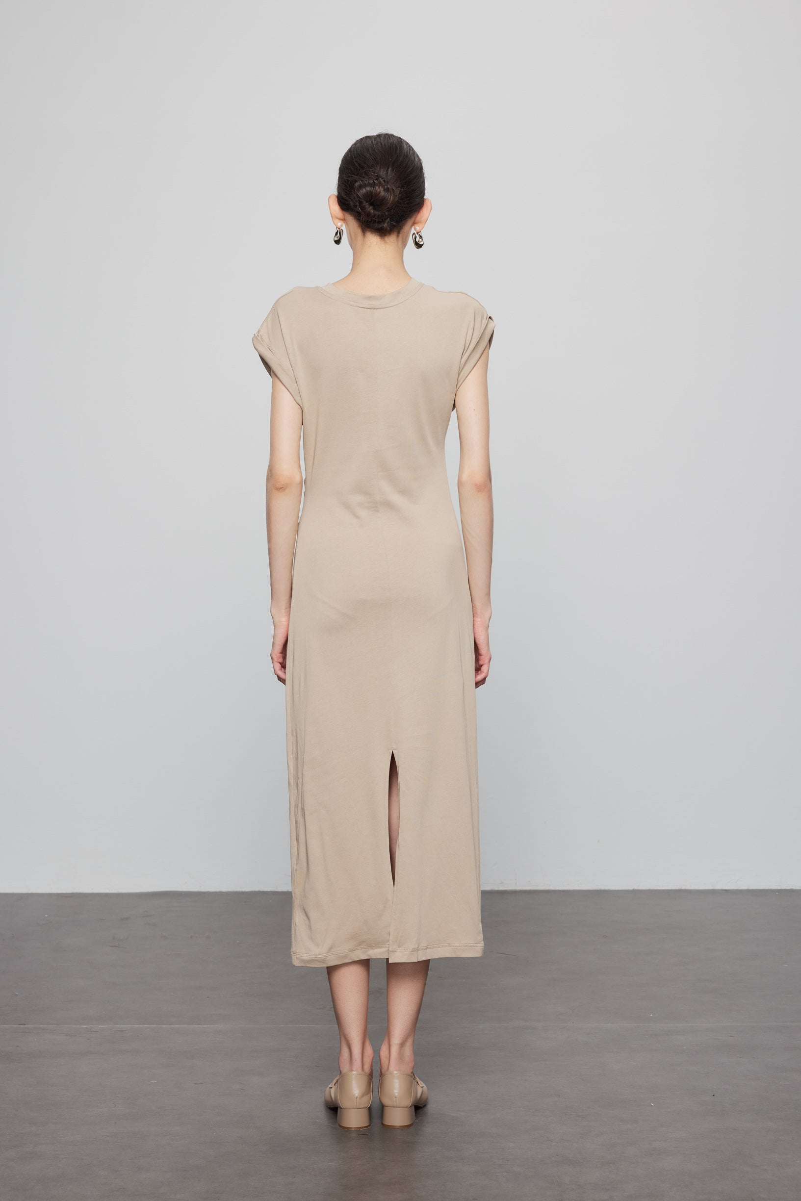 Max Simple Flutter-Sleeve Pleated Waist Dress Khaki