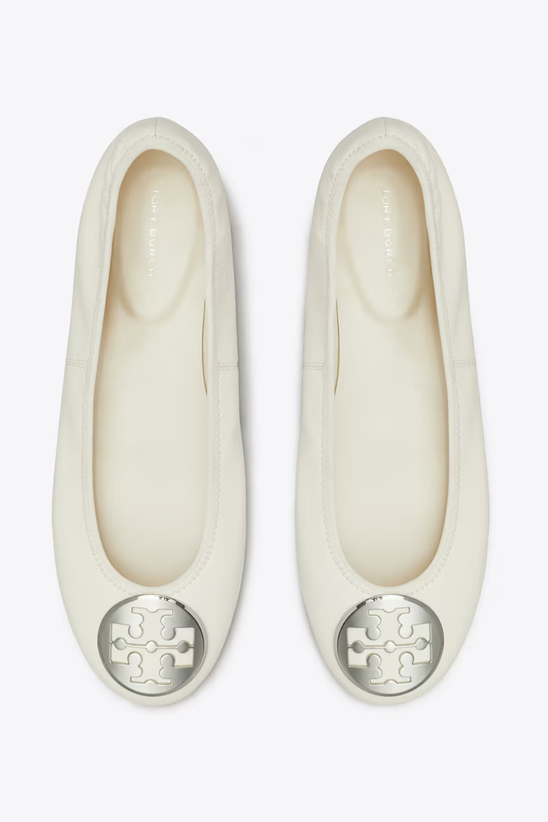 Tory Burch Reva Travel Ballet Flats in Light Cream Leather