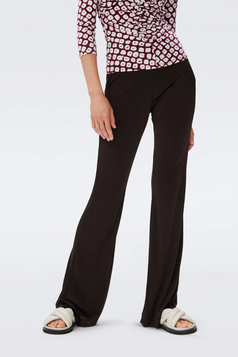 DVF Brooklyn Pants DVFPL2R002 featuring a relaxed fit in soft brown viscose, perfect for casual elegance.