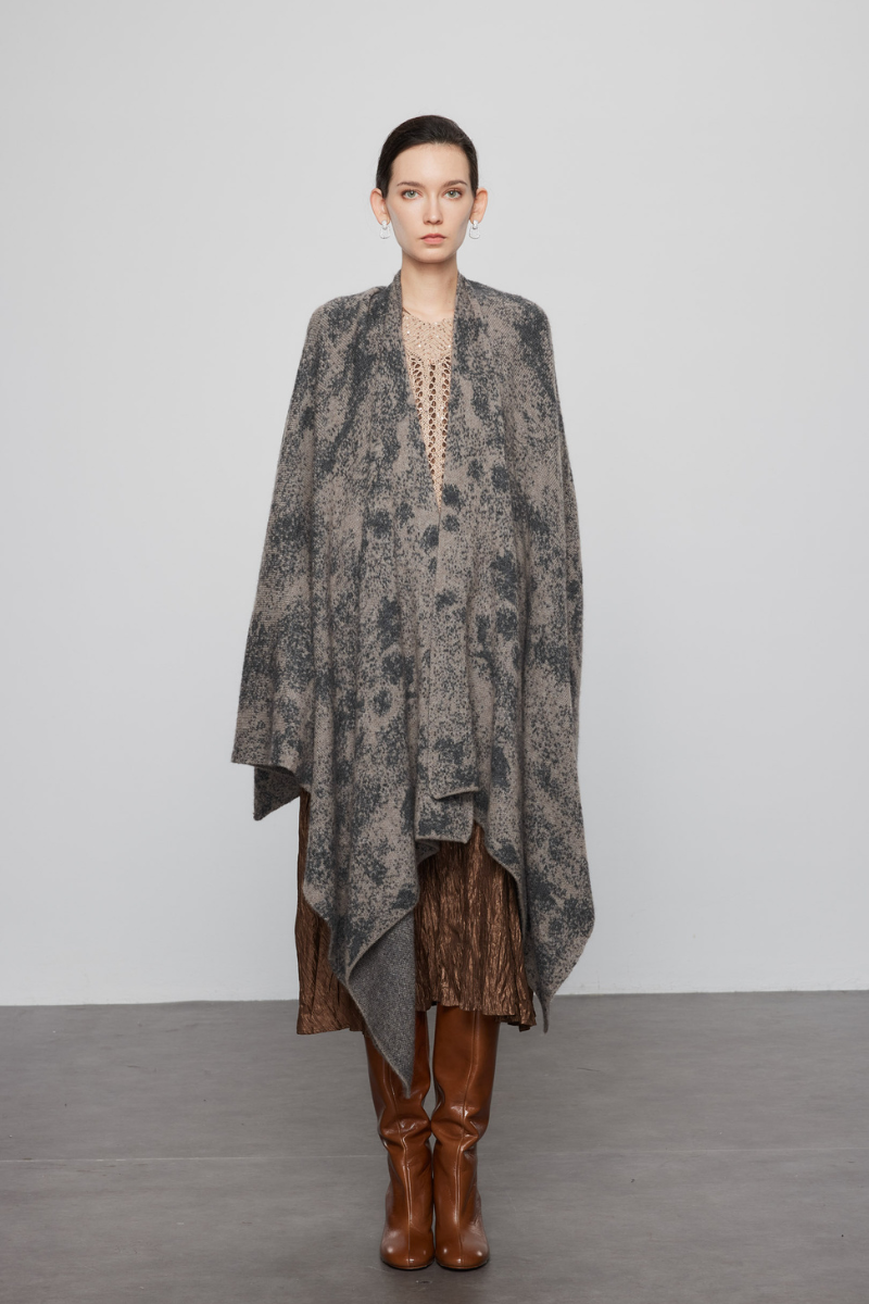 Max Simple Avant-Garde Cashmere Cape Mocca MSDK256472M