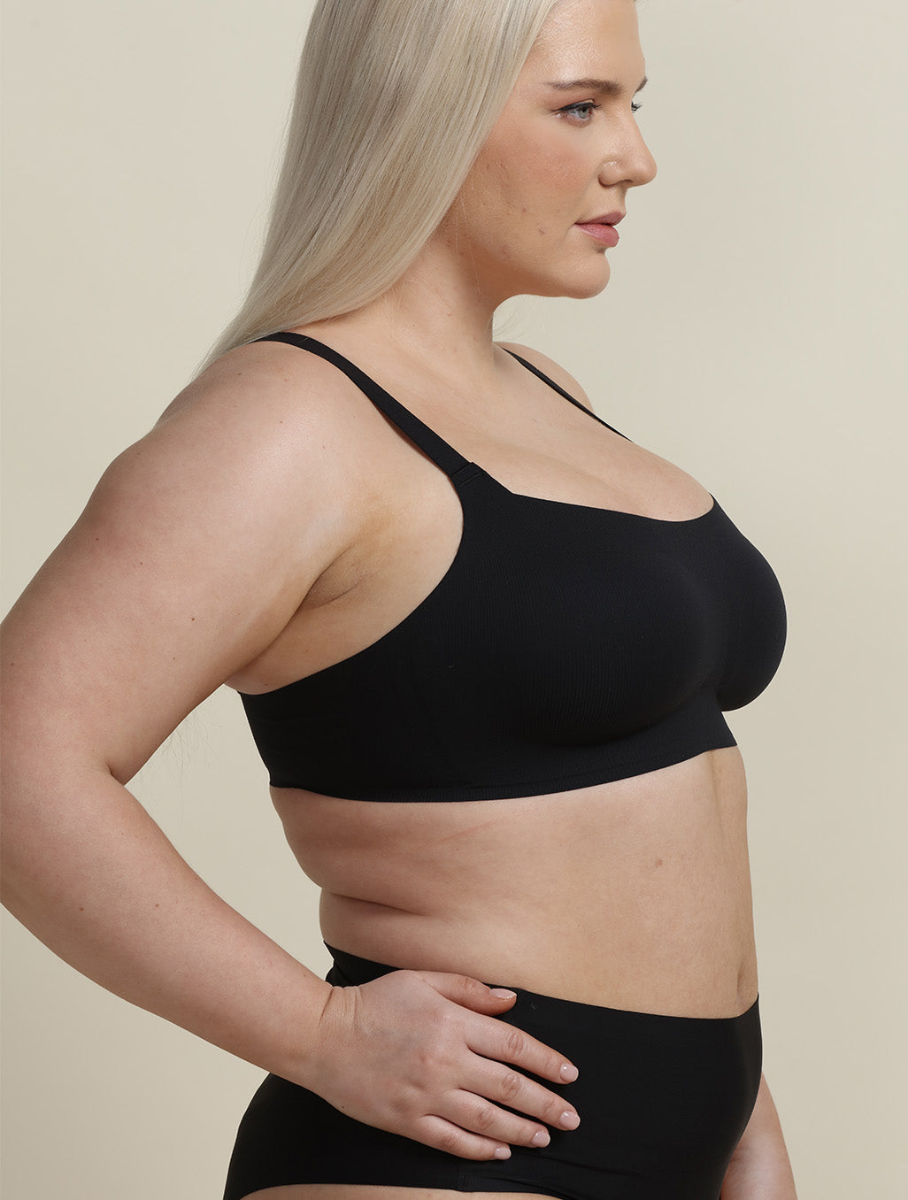 Comfelie Airlite Breathable Colored Strap Bra with Vertical Stripes