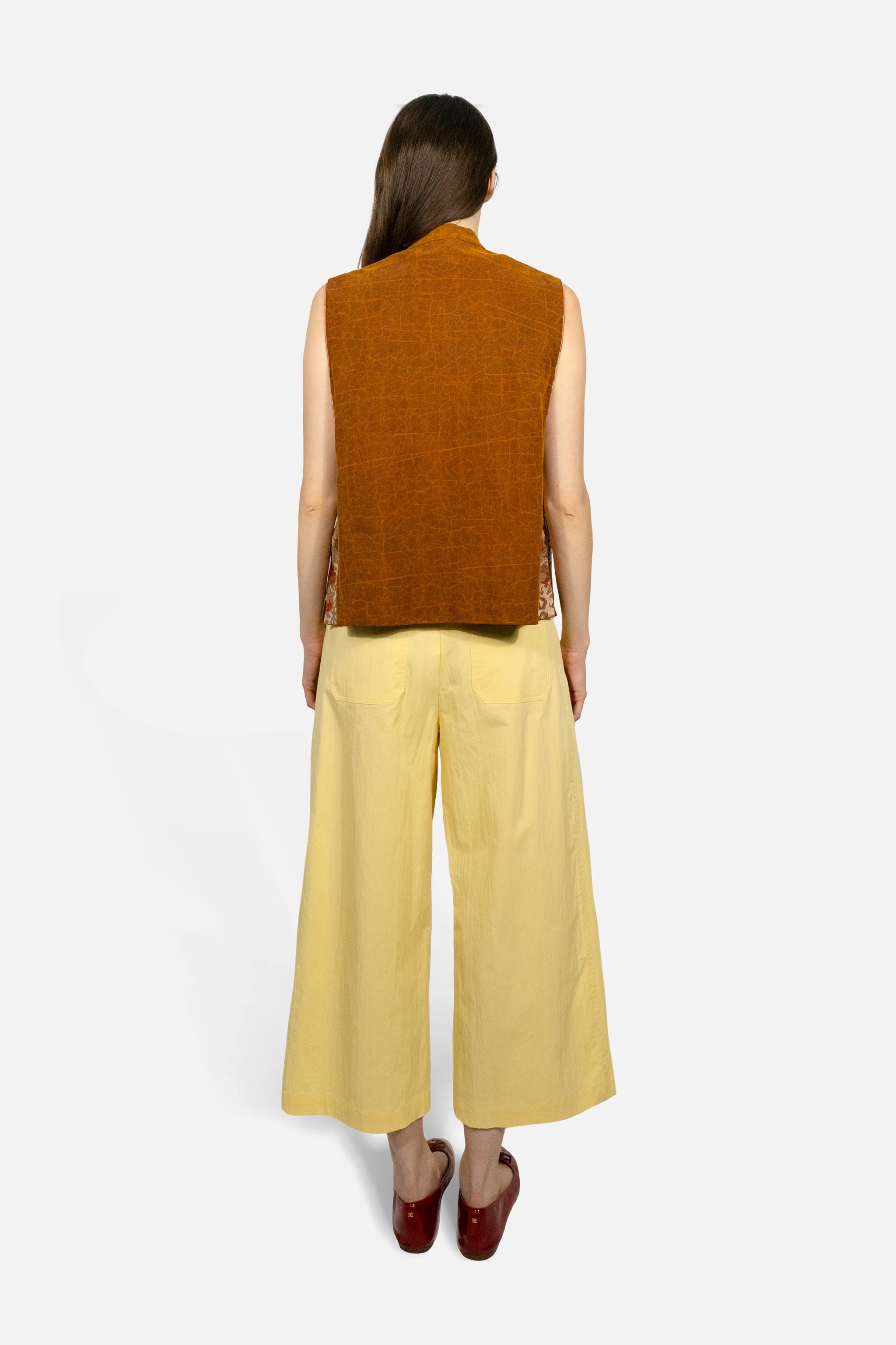Embroidery Mulberry Silk Vest - Du & Berry