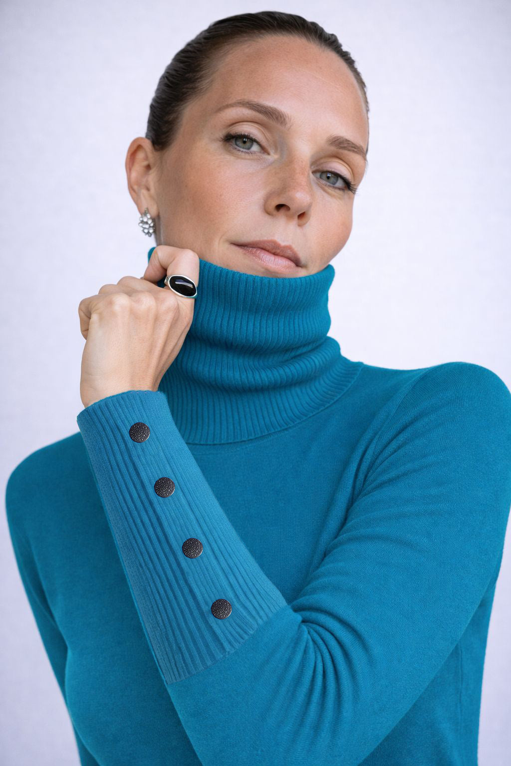 The Talia Turtleneck