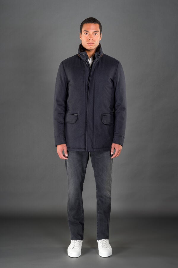 https://www.moorer.clothing/dw/image/v2/AAGA_PRD/on/demandware.static/-/Sites-41/default/dwd15d8eee/images/zoom/MOUGI100308TEPA261_V1980_2.jpg?sw=600&sh=900&sm=fit
