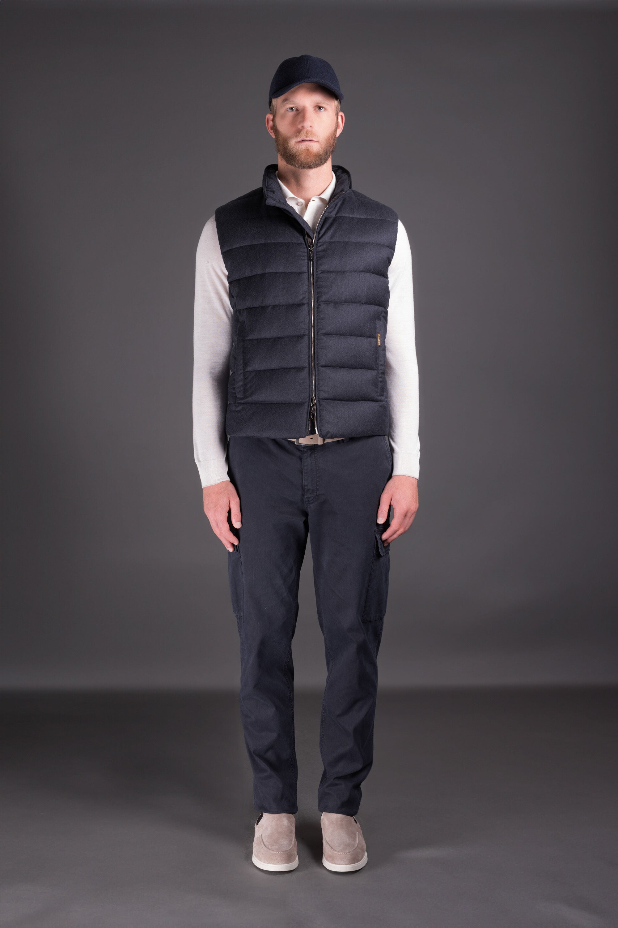 https://www.moorer.clothing/dw/image/v2/AAGA_PRD/on/demandware.static/-/Sites-41/default/dwafc6be82/images/zoom/MOUGL100050TEPA217_V1980_2.jpg