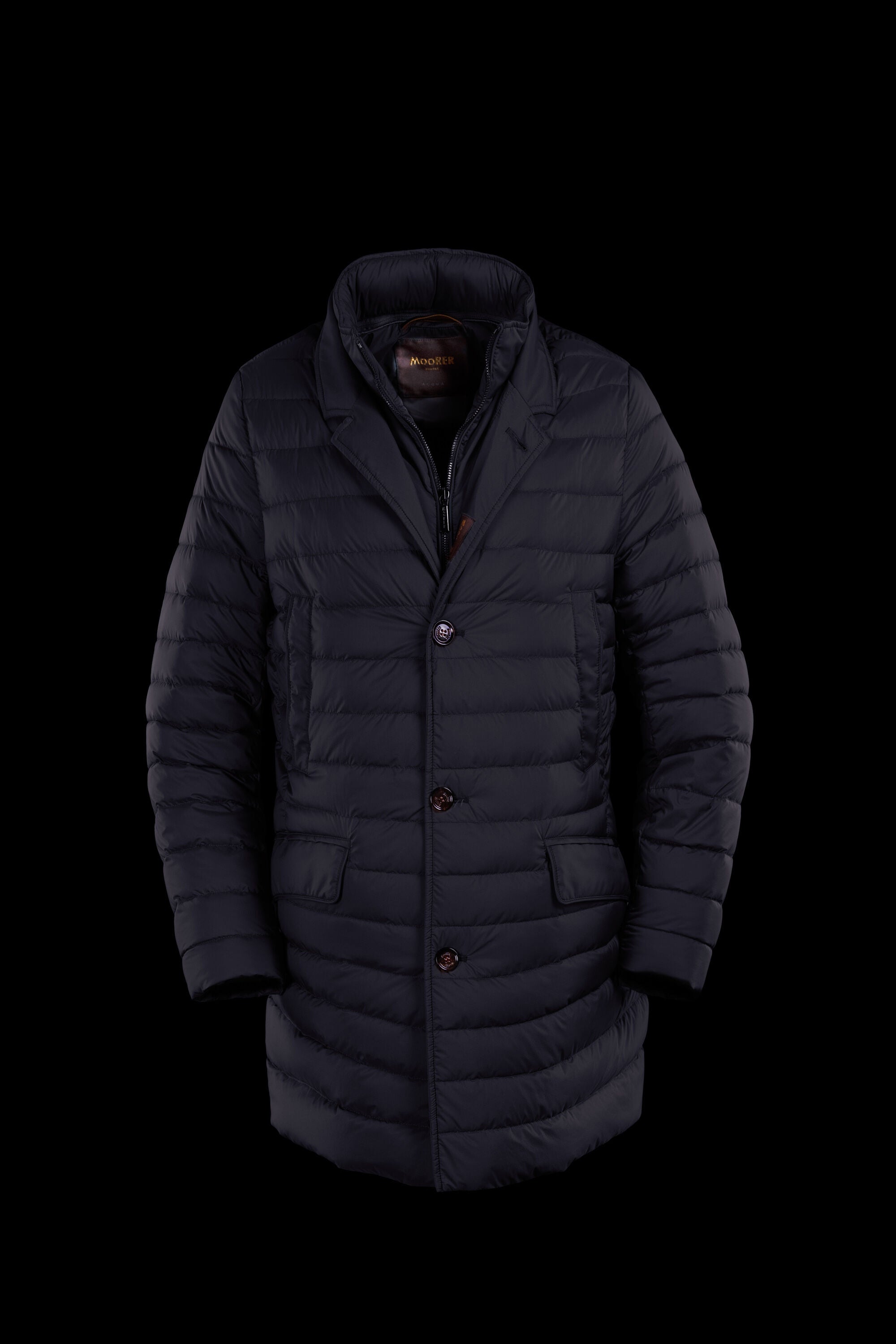 https://www.moorer.clothing/dw/image/v2/AAGA_PRD/on/demandware.static/-/Sites-41/default/dw2f3f749a/images/zoom/MOUPI100005TEPA028_U0402_1.jpg