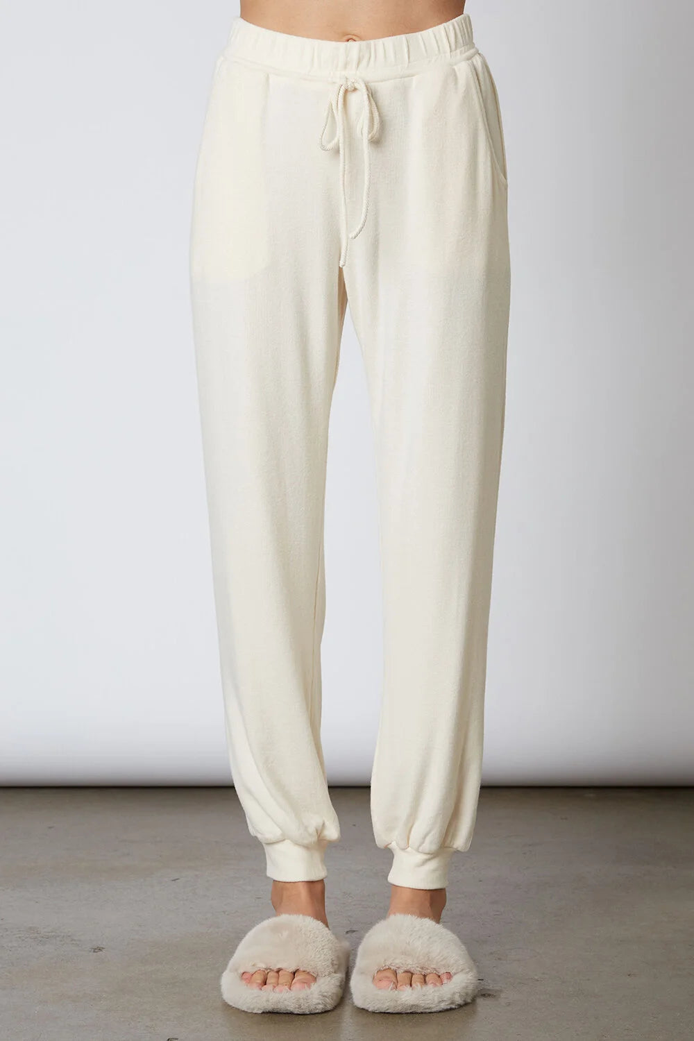 NIA Ribbed Hacci Jogger - Oatmilk