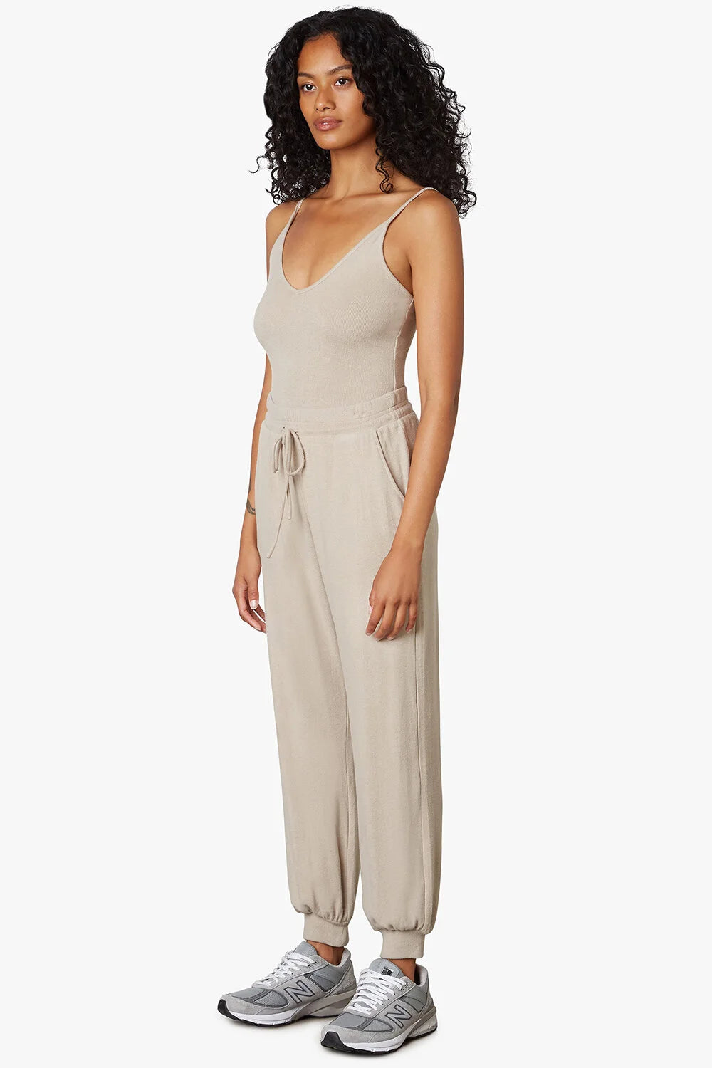 NIA Ribbed Hacci Jogger - Taupe