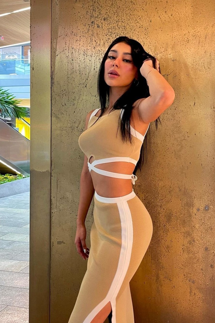 @chebychelsey in Significant Other Taylor Skirt