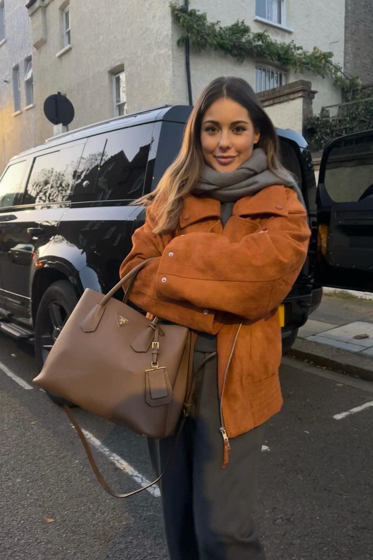 @louise.thompson in House of Sunny The Hybrid Jacket - Tobacco