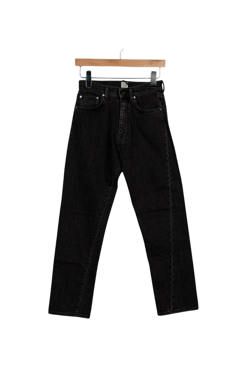 Toteme Vintage Fit Twisted Seam Denim Pants in Black