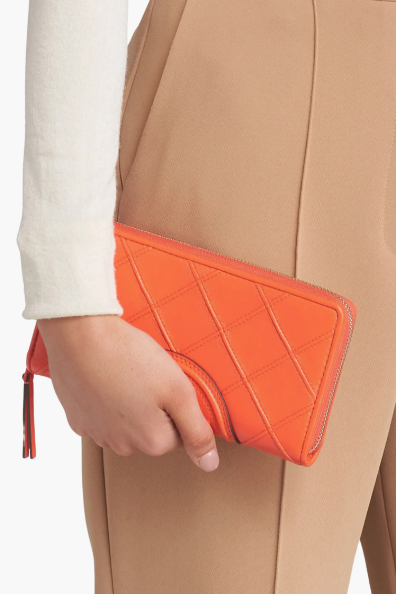 ory Burch Fleming Soft Leather Zip Continental Wallet – Sour Cherry