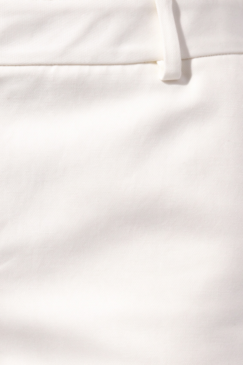 Valentino Solid Color Bermuda Shorts Bianco 5B3RD0G975Y_0BO