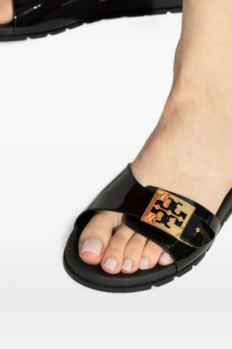 Tory Burch Buckle Slide Perfect Black / Gold / Perfect Black 157872-001