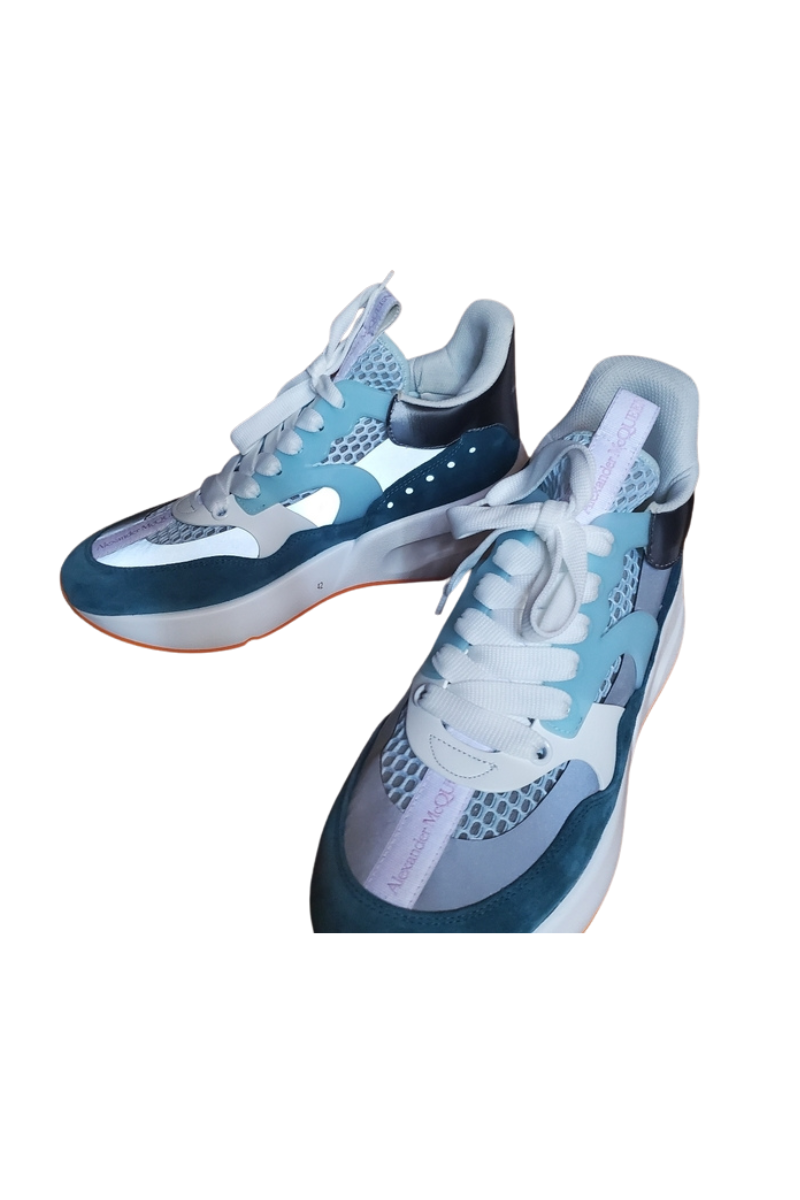 早い者勝ちAlexander Mqueen オーバーソール 極美品 Alexander McQueen Oversized Runner White Blue Mint