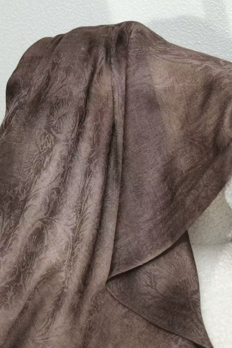 Max Simple Artisanal Thistle Motif Cashmere Wrap Mocha